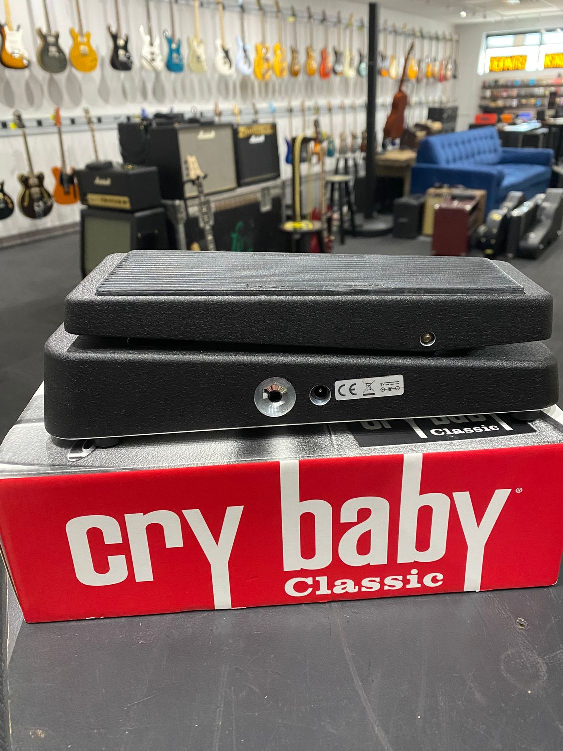 Used Dunlop Crybaby Classic wah