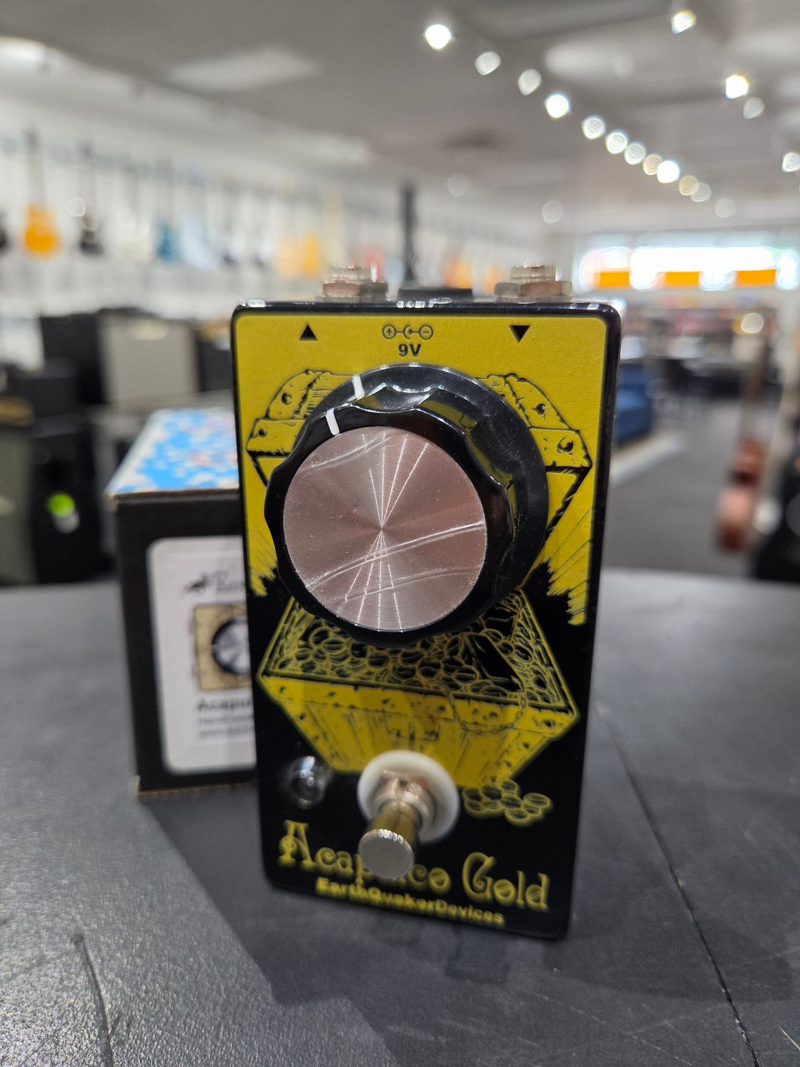 Used Earthquaker Devices Acapulco Gold