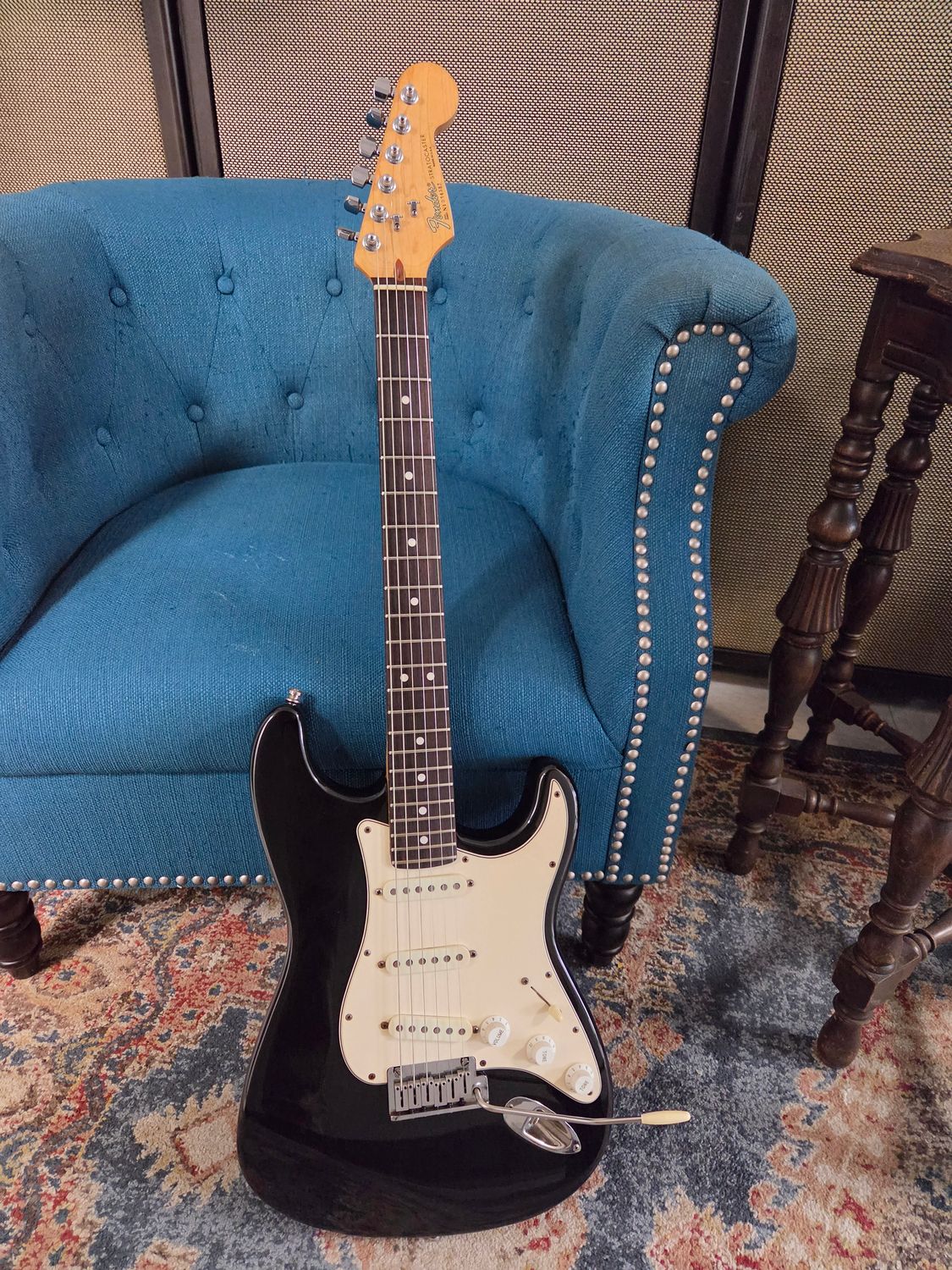 Used Fender American Strat 1991 black w/case