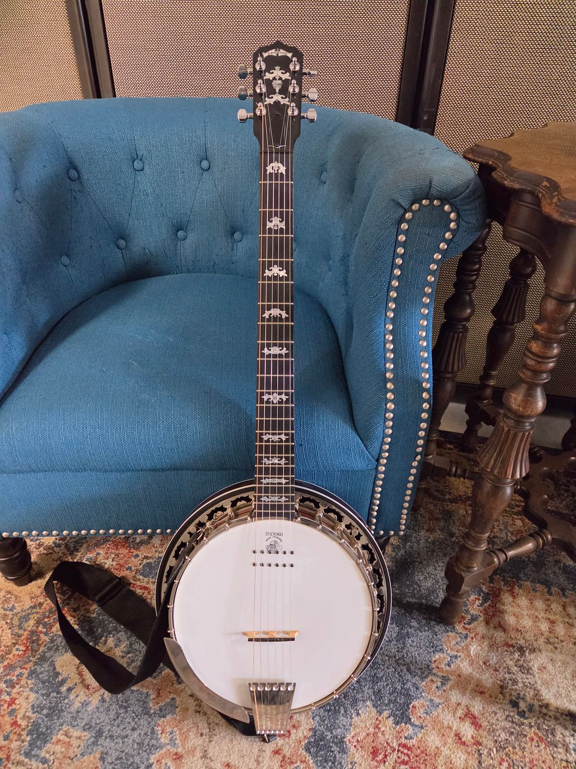 Used Deering Eagle II 6 string banjo with case