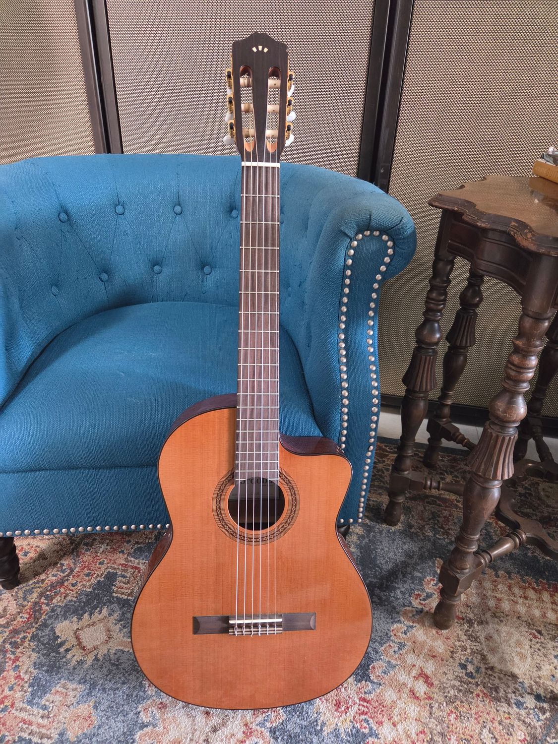 Used Cordoba C5-CE w/ bag