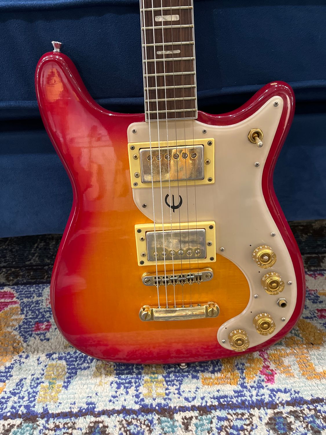 Used Epiphone ET-290 Crestwood w/ case