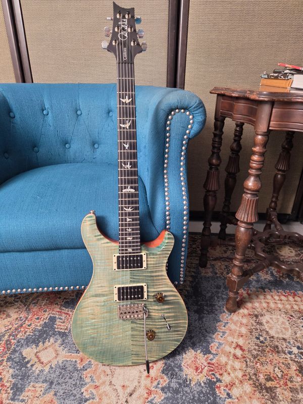 Used Paul Reed Smith Custom 24 Wood Library Trampas w/case