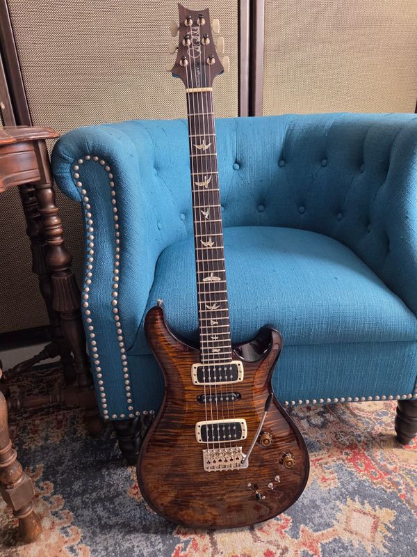 Paul Reed Smith Modern Eagle V Black Gold Wraparound Burst
