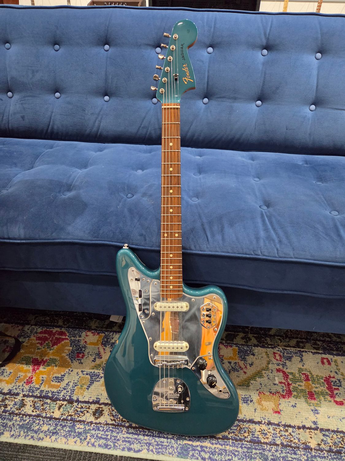 Used Fender Vintera 60's Jaguar Ocean Turquoise w/bag
