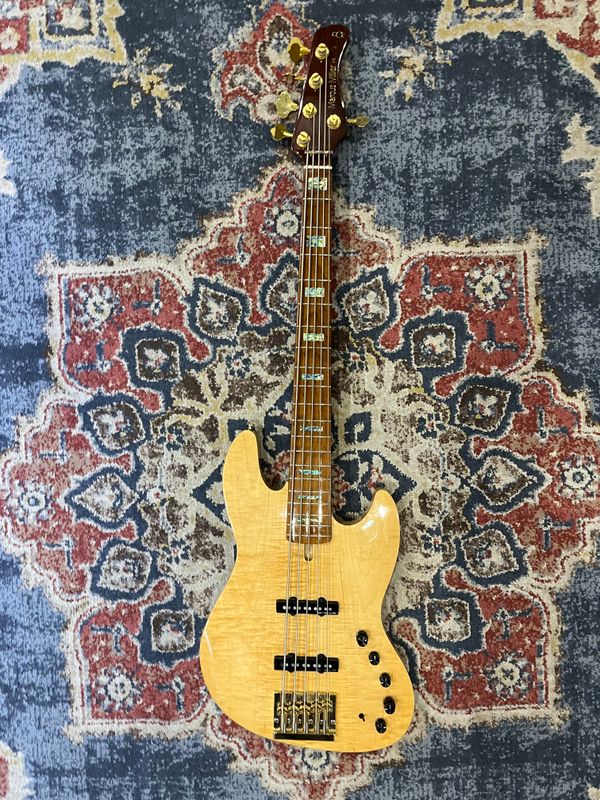 Used Sire Marcus Miller V10 DX 5 string bass w/bag
