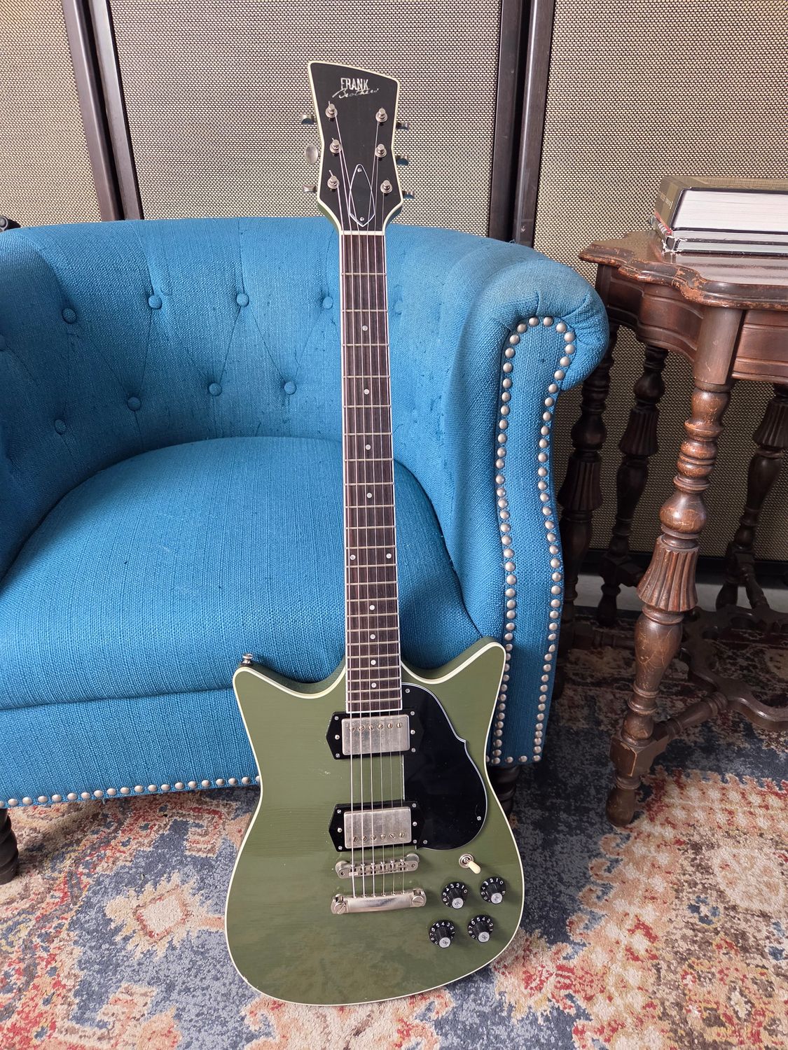 Used Frank Brothers Arcade One Olive Drab  w/case