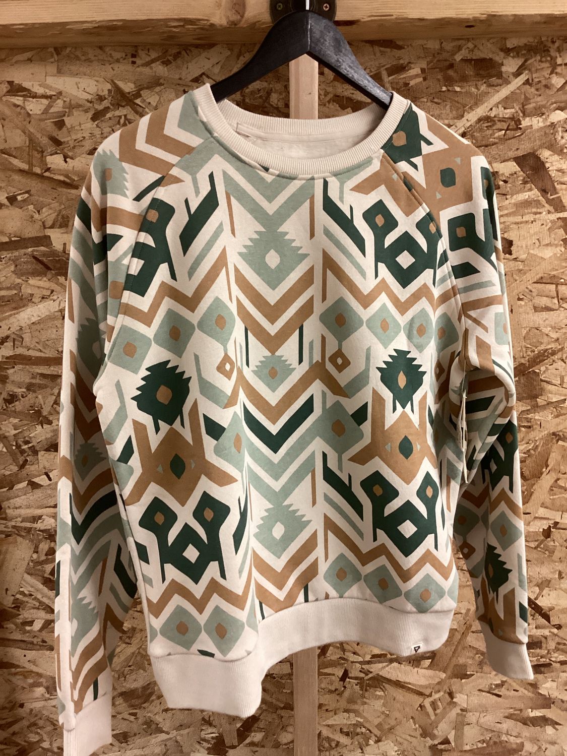 Women's Gabriella Graphic Raglan Crew