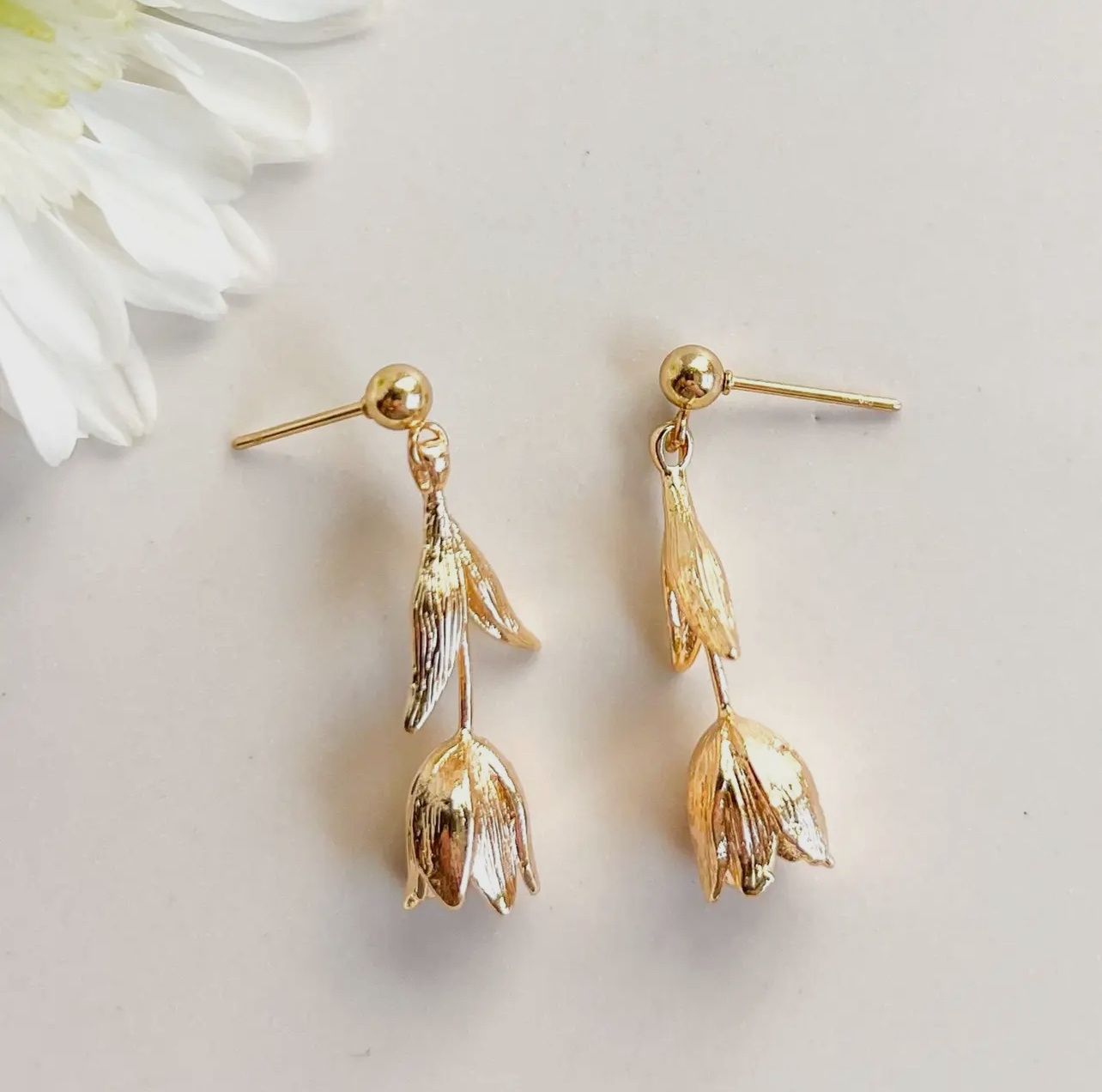 Dangle Tulip Earrings