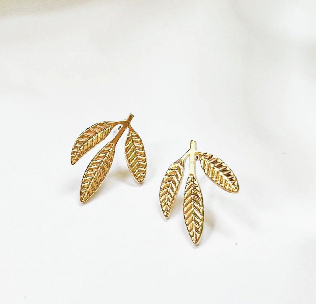 Umbrella Tree Studs