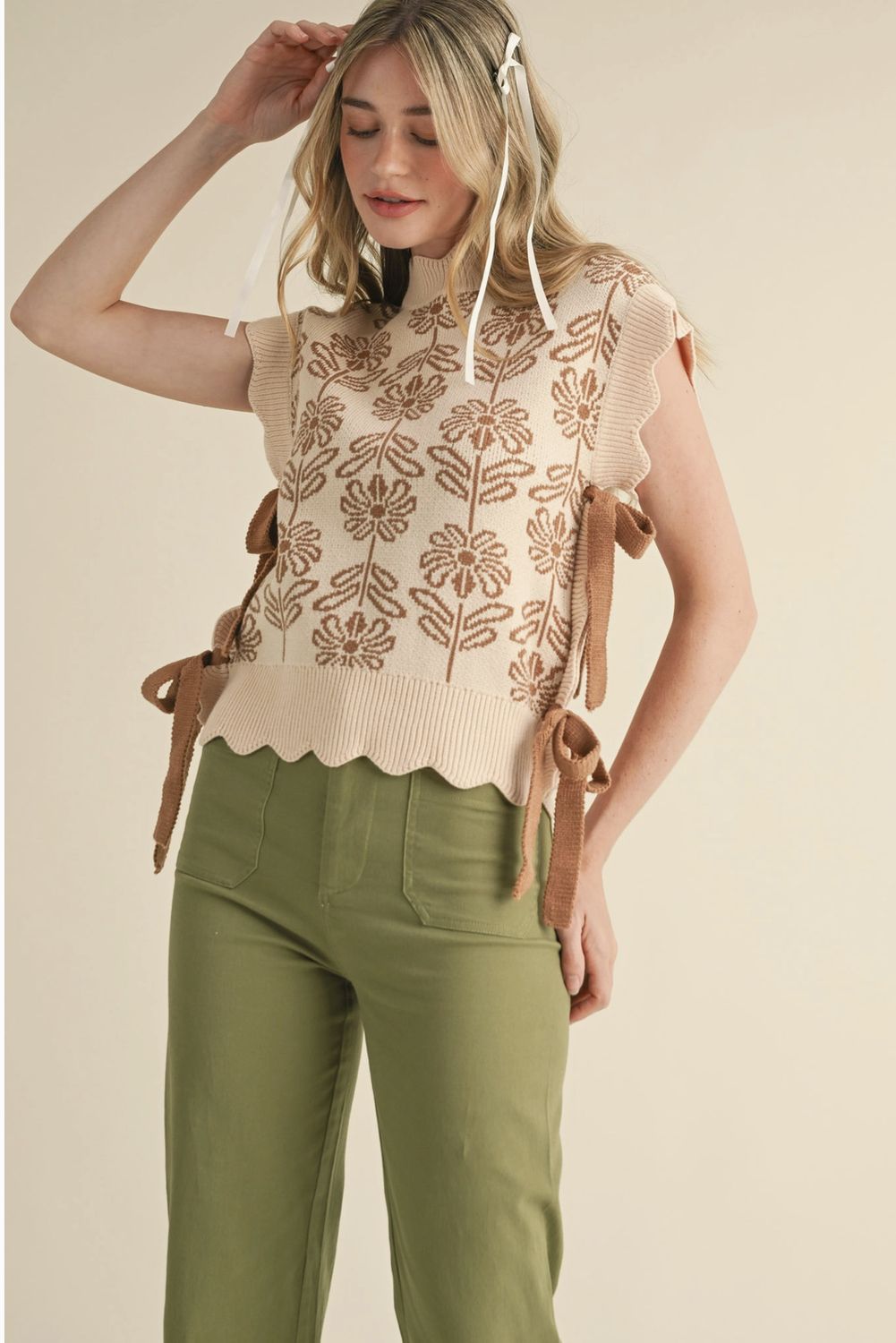 Mock Neck Floral Sweater Vest