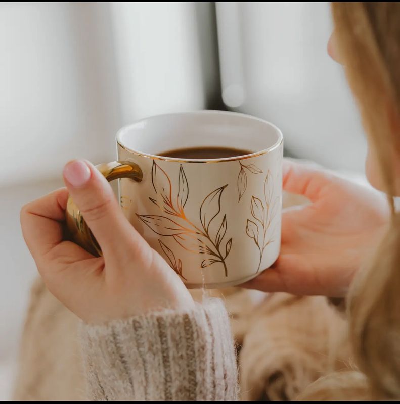 Gold Leaves Coffee Mug