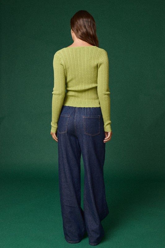 Stretchy Light Knit V-neck Ls Top