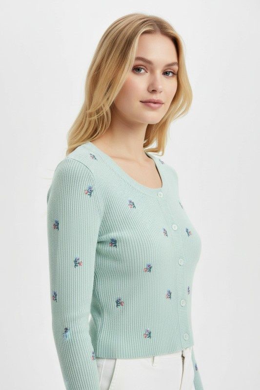 Button-up Ribbed Floral Embroidered Cardigan