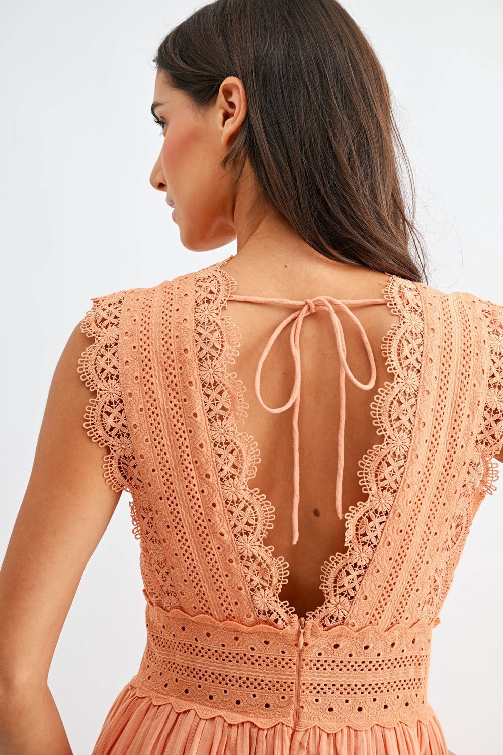 Flowy Lace Midi Dress