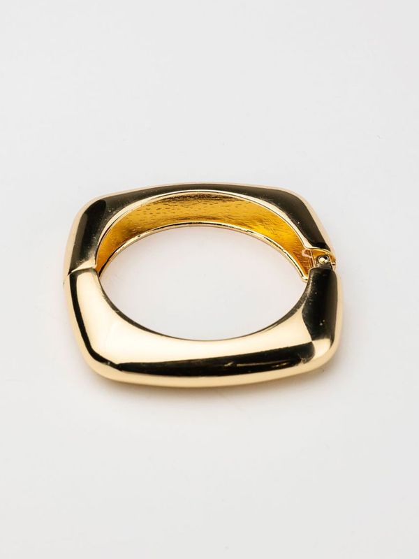Bow19 Square Bracelet Gold