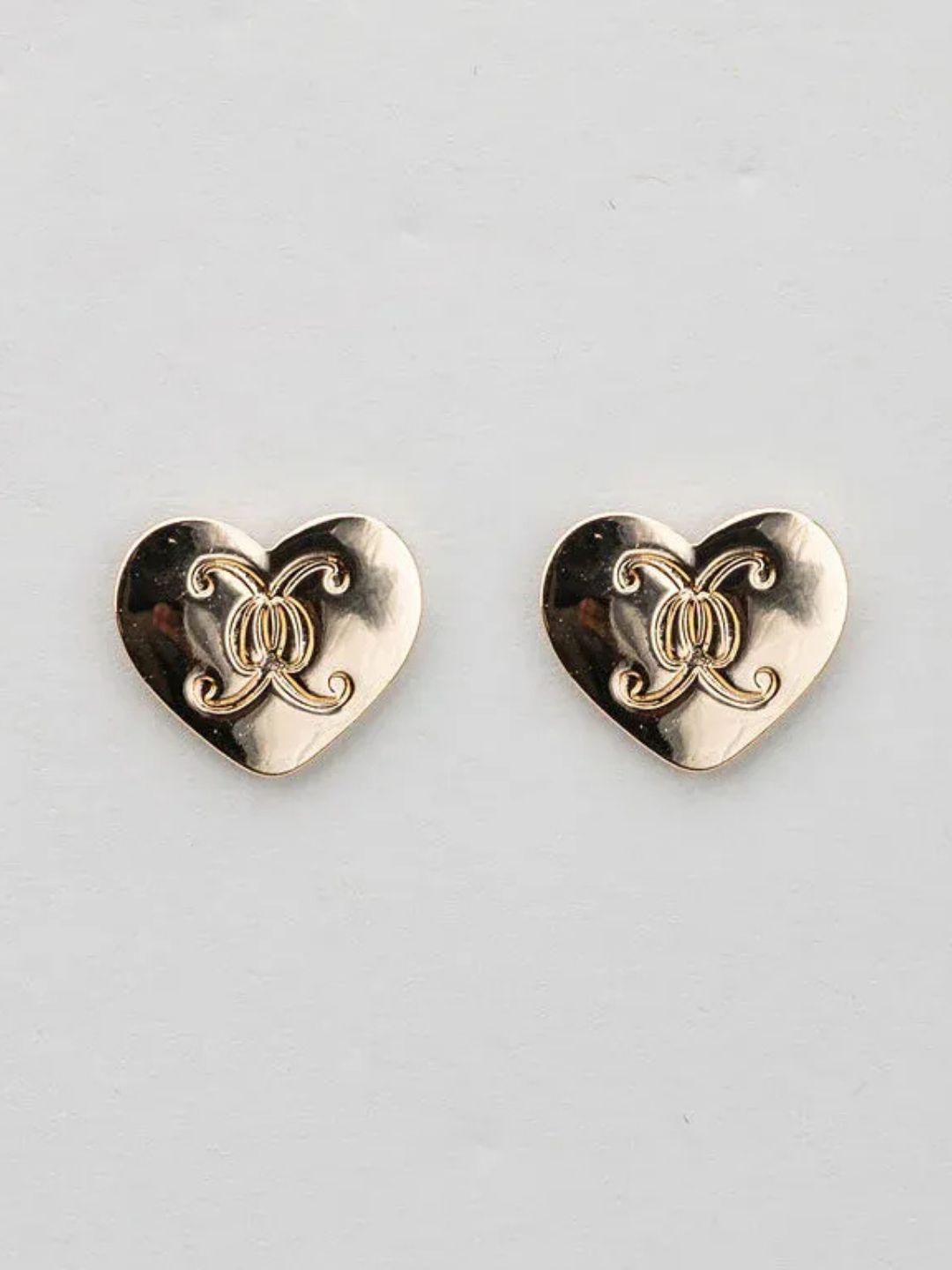 Bow19 Oorbellen Heart Logo Stud Gold