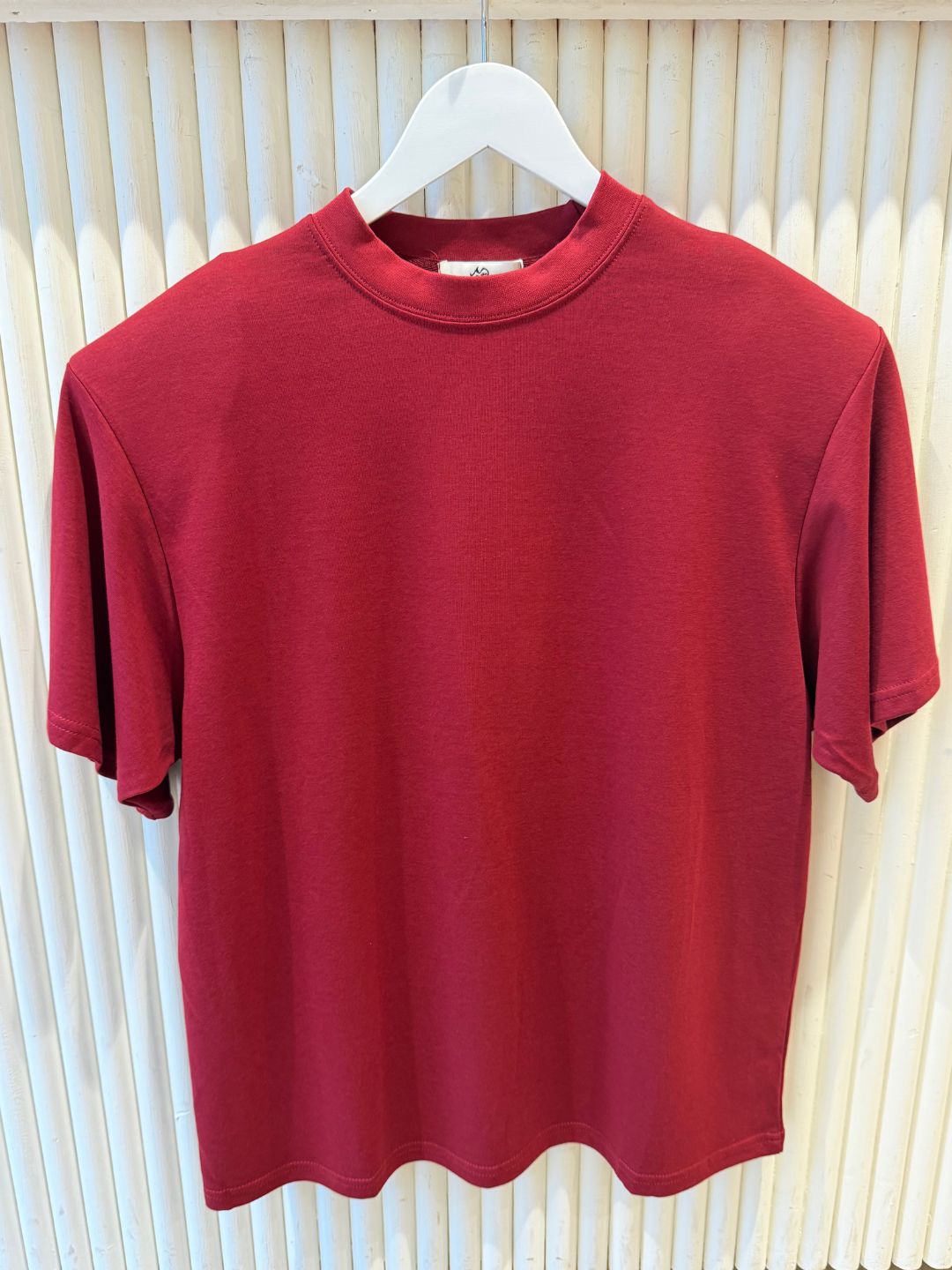 BY DOUS Billie T-Shirt Bordeaux