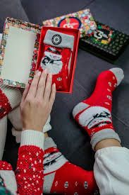 Skarpetki unisex świąteczne w pudełku – 1 para z Bałwanem