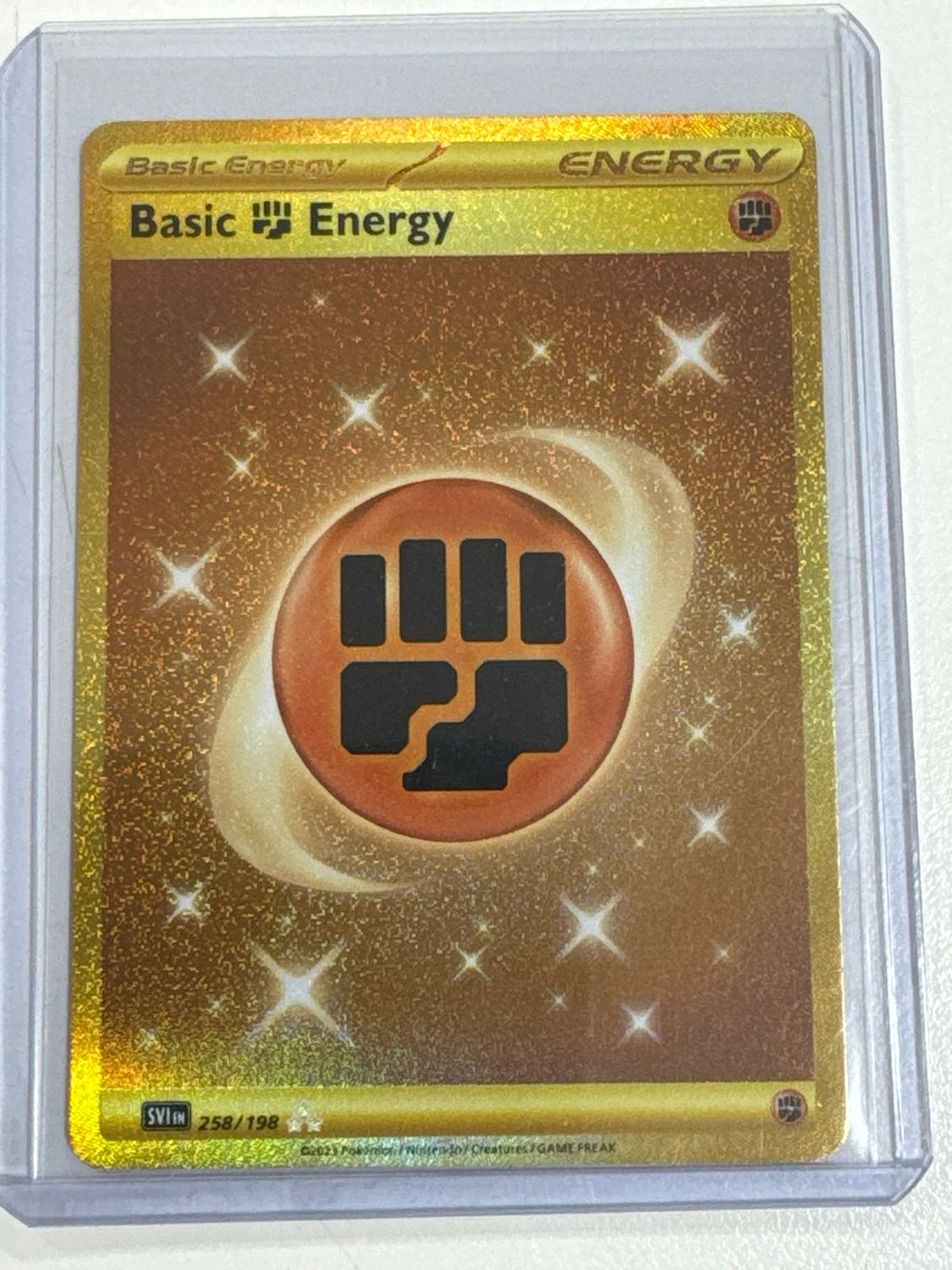 Pokemon TCG : Basic Fighting Energy (SVI 258)