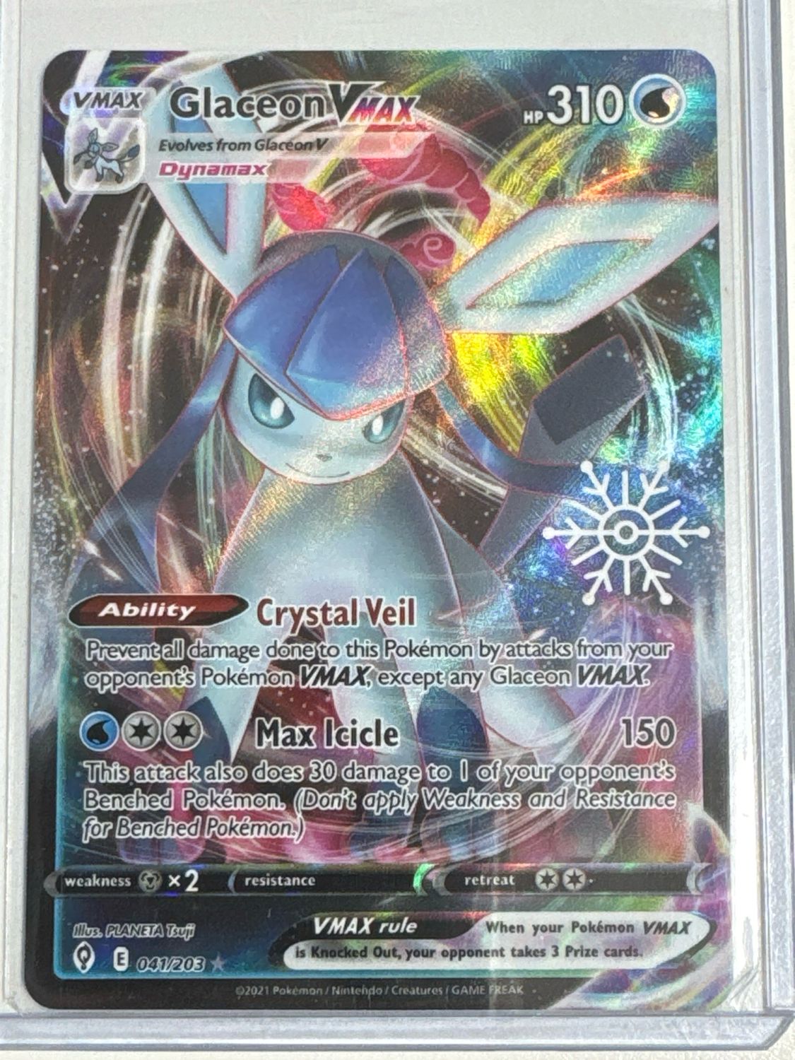 Pokemon TCG : Glaceon VMAX (EVS 041)