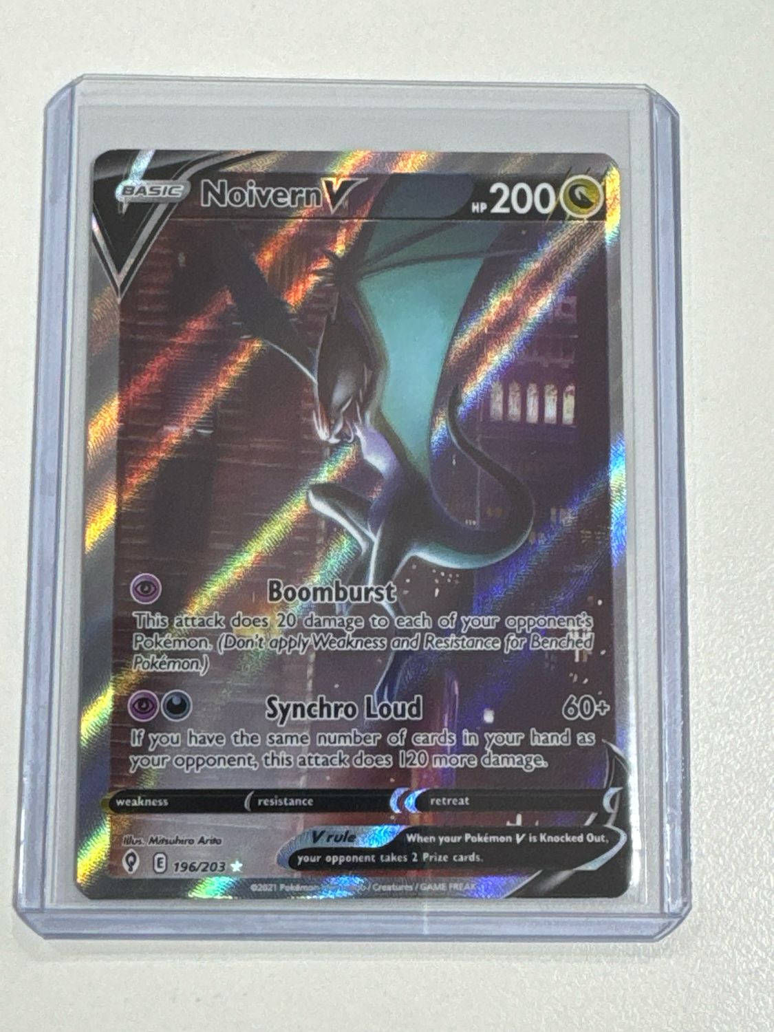 Pokemon TCG : Noivern V (EVS 196)