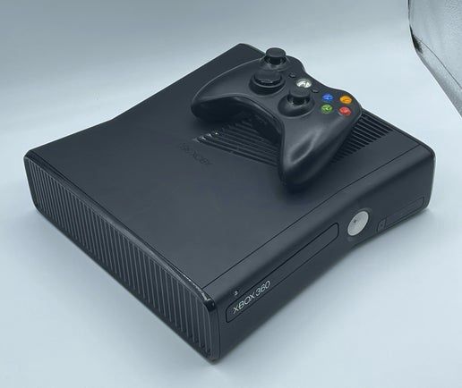 Xbox 360 S Console