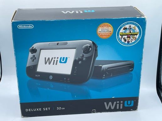 Wii U 32GB Deluxe Console, Condition: Nintendo Land Bundle CIB