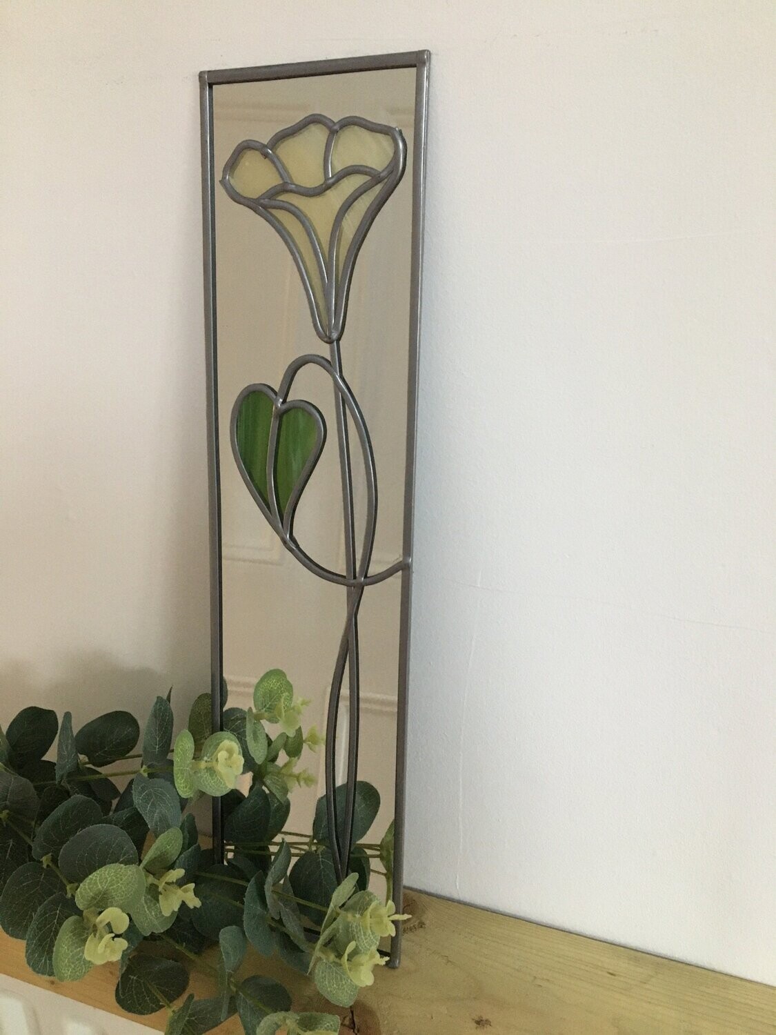 Trumpet flower
