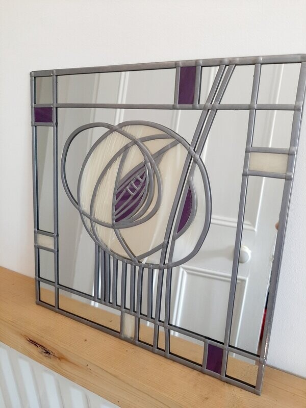 Hunterian Rose 1 30x30cm