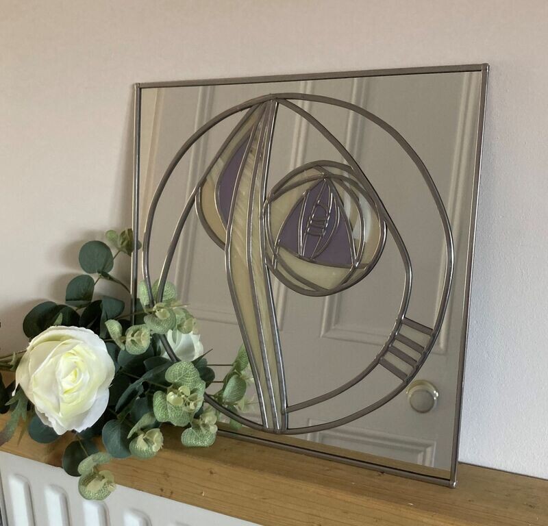 Hunterian Rose 7 30x30cm