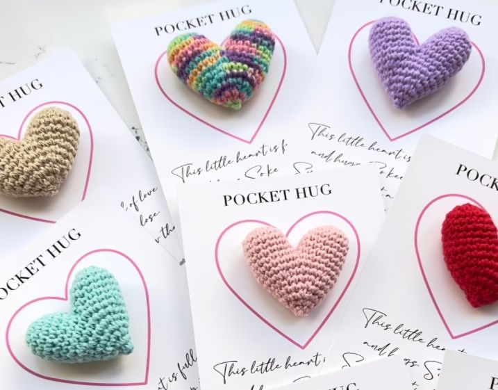 Crochet Pocket Hug Heart BHCI (bag)