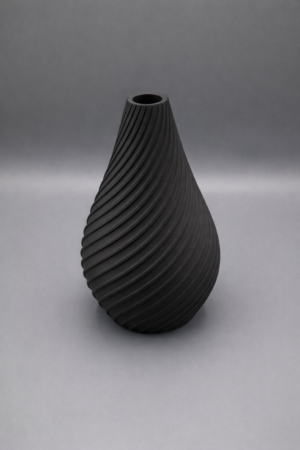 Ventris Schwarz Matt