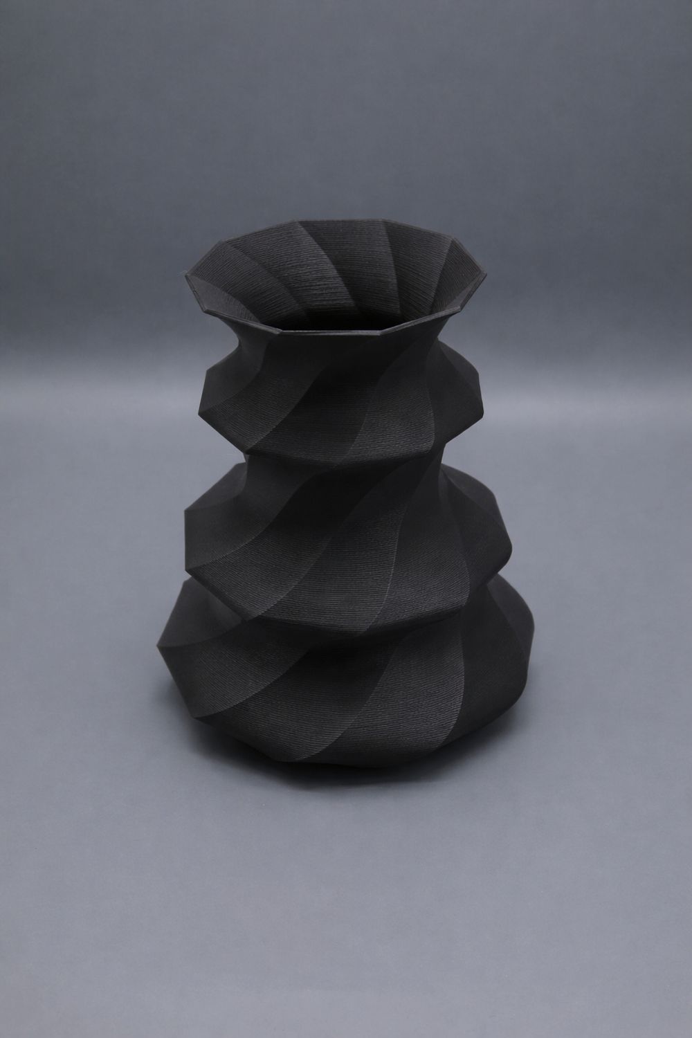 Veloura Schwarz Matt