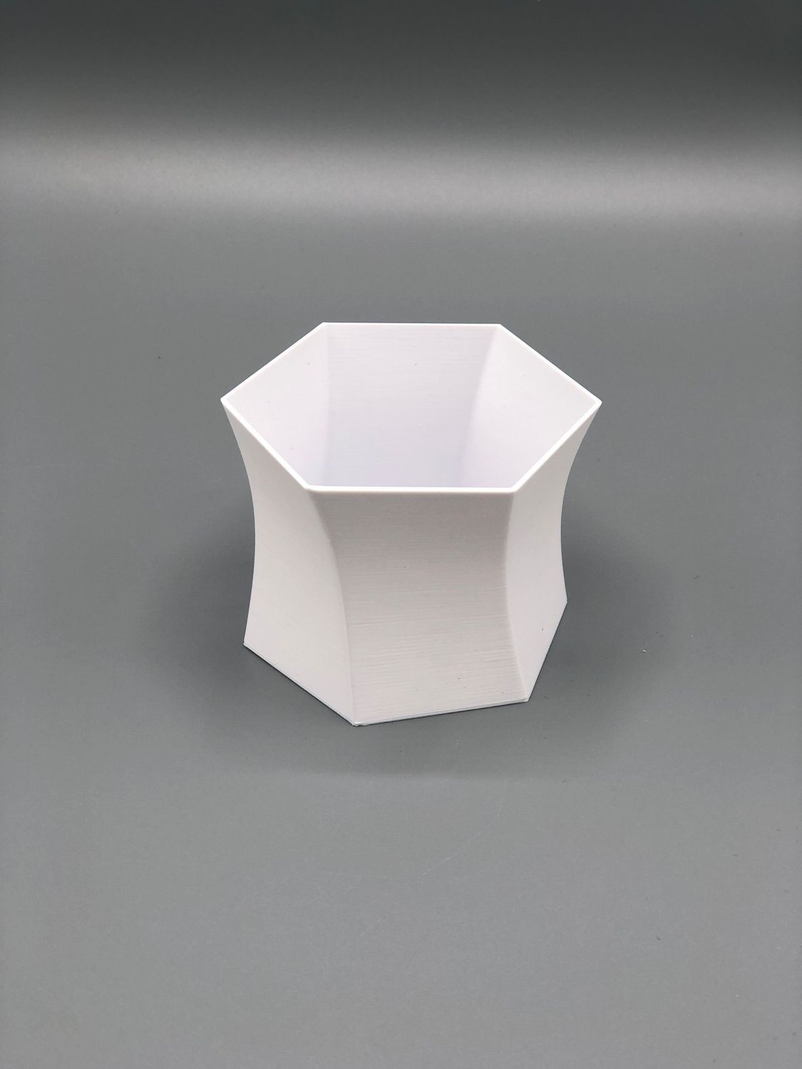 Übertopf Twister Kaltes Weiß