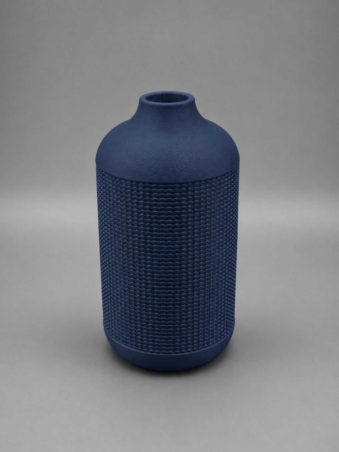 Serina Blau Matt