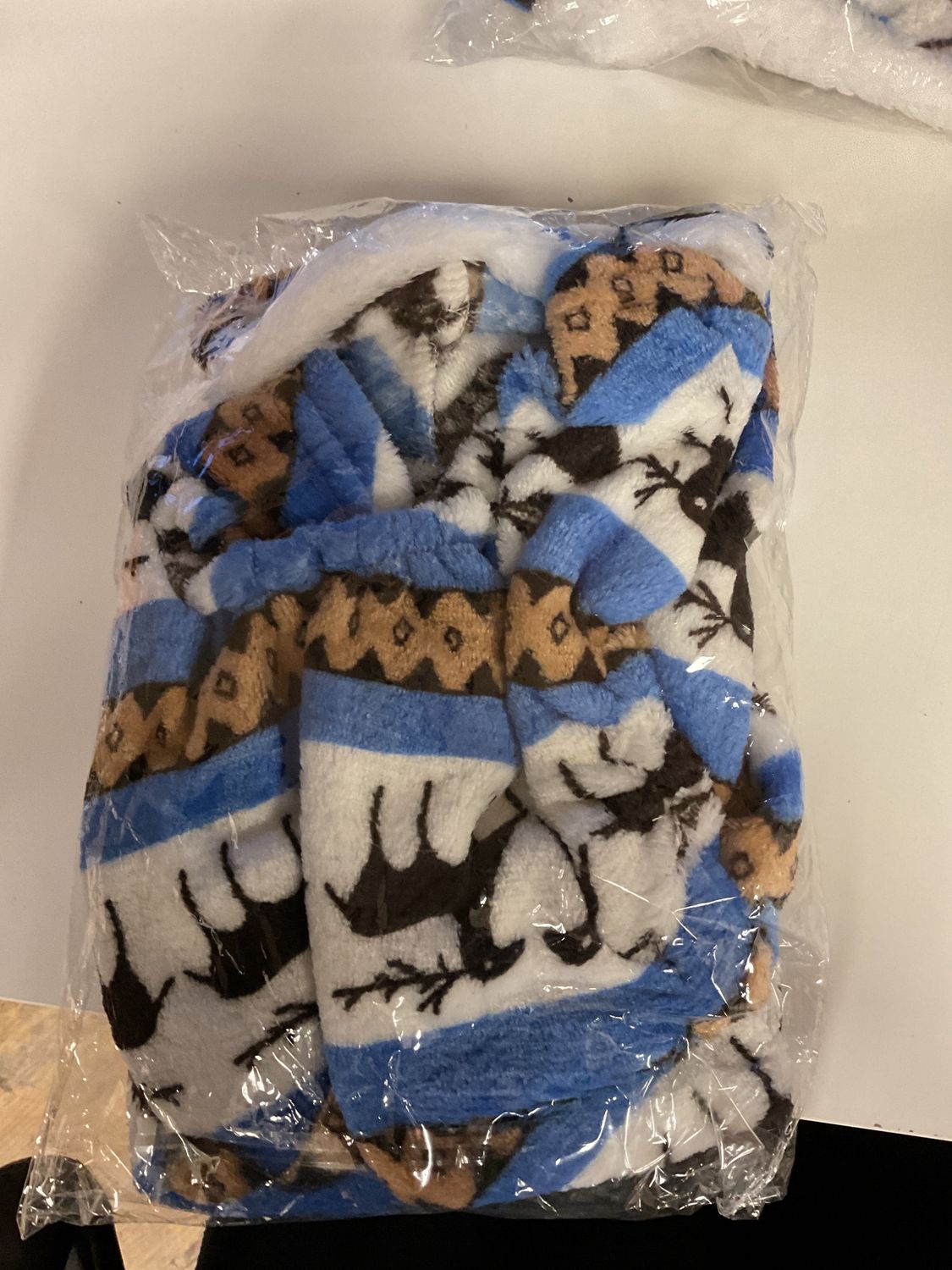 Christmas Clothes in 3 Colours, Colour: Blue- XL