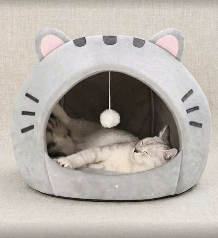 Cute Soft Cat Bed  in 2 colours