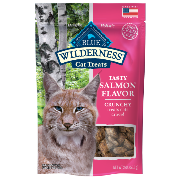 Blue Wilderness GF Cat Crunchy Treats Salmon 2 oz