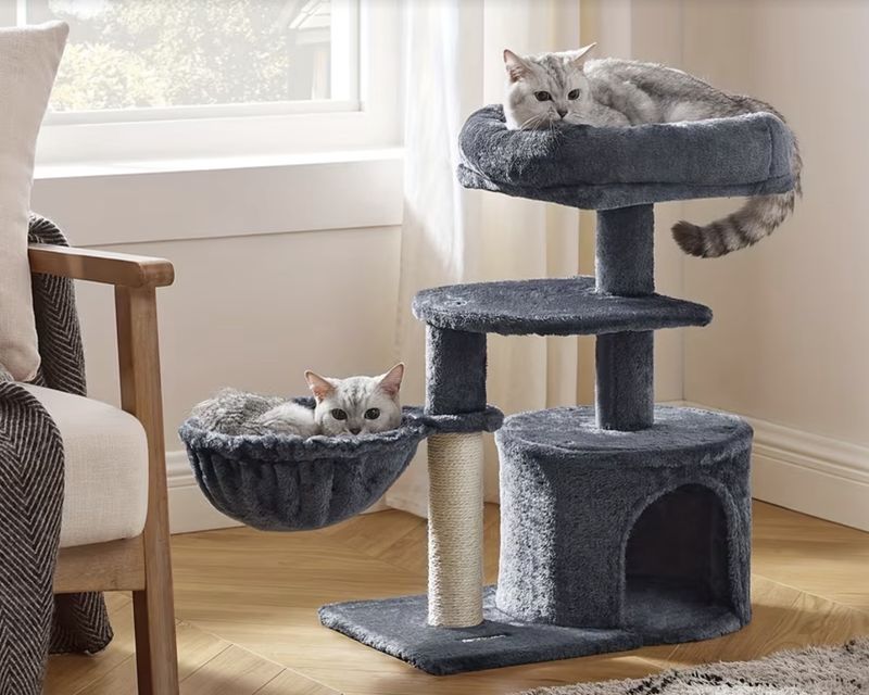 Light Grey Cat Tree, Small Cat Tower &amp; Condo with featuring Scratching Post &amp; Basket, Multi-level