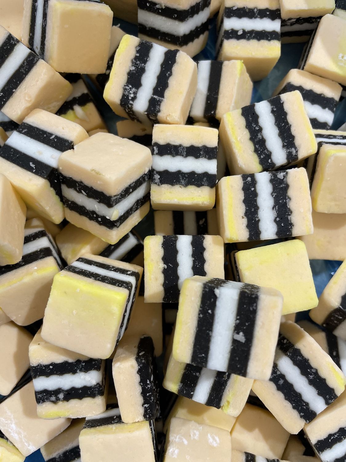 Peaches and Cream Allsorts Seconds - 750g