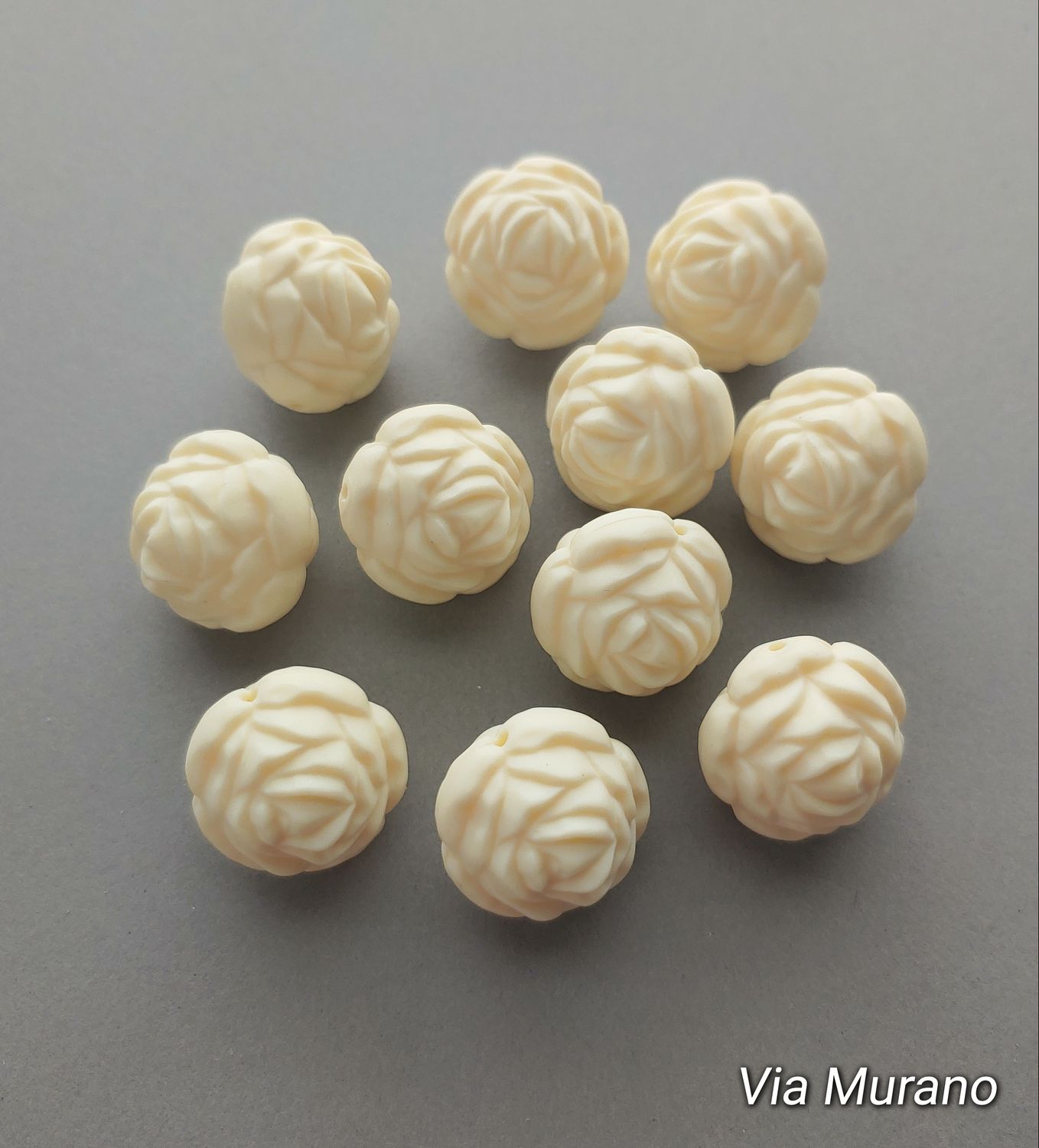 Bead Lot of 11 Vintage Lucite Rounded Rose Beads 18mm