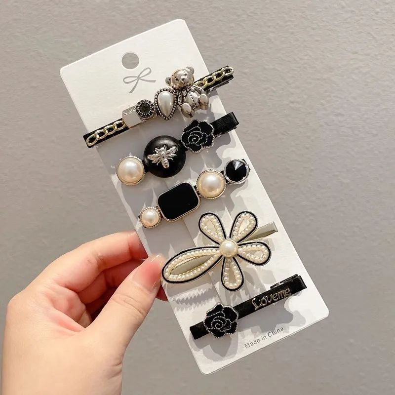 Fashion pearls hair clip black 5 piece set
