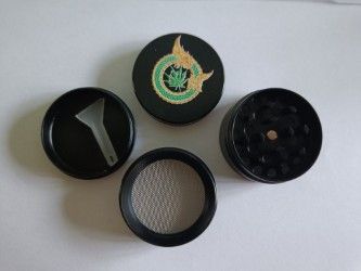 zwarte aluminium grinder 40 mm dragonleaf