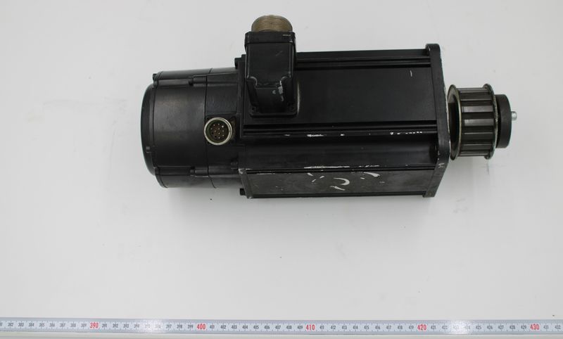 Indramat MAC071B-0-TS-3-C/095-A-0 Motor