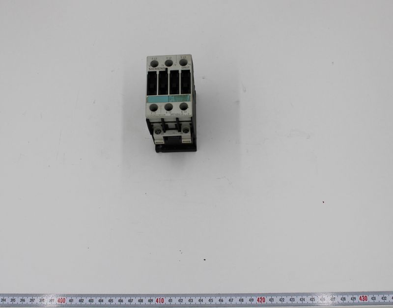 SIEMENS CONTACTOR 3RT1024-1A
