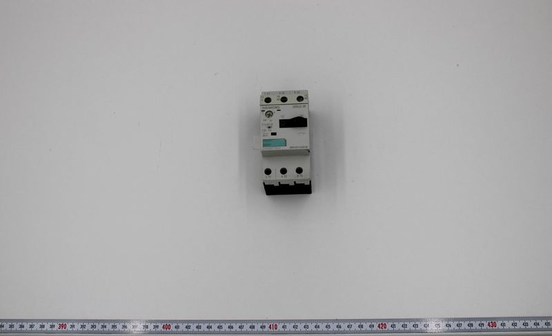 SIEMENS 3RV1011-0JA10