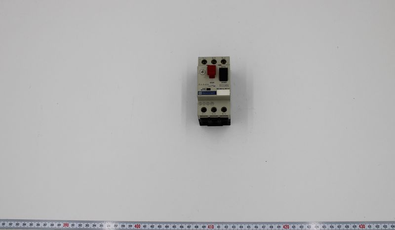 telemecanique GV2-M04