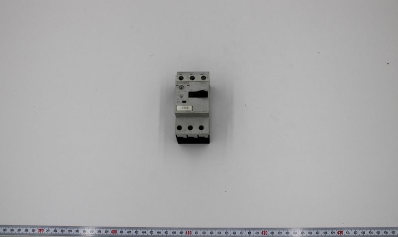 SIEMENS 3RV1011-0HA10