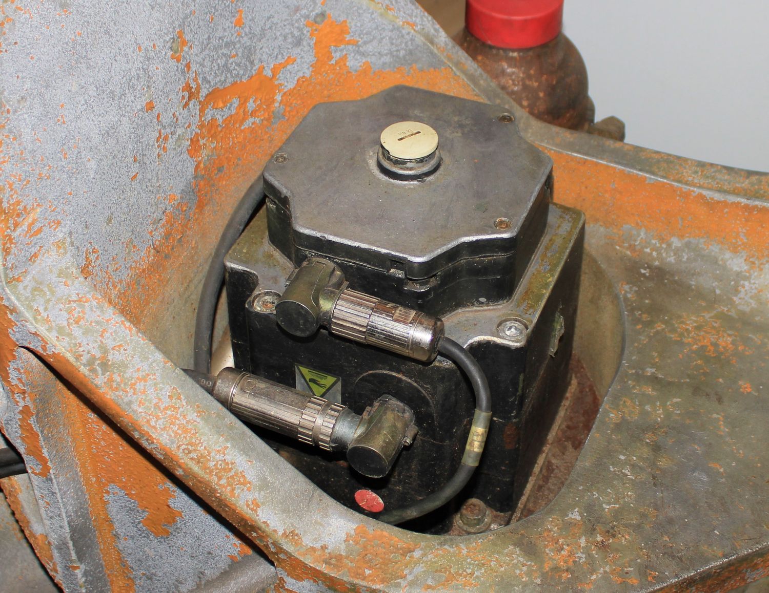 KUKA 1FK6100-8AF91-1ZZ9-Z S49